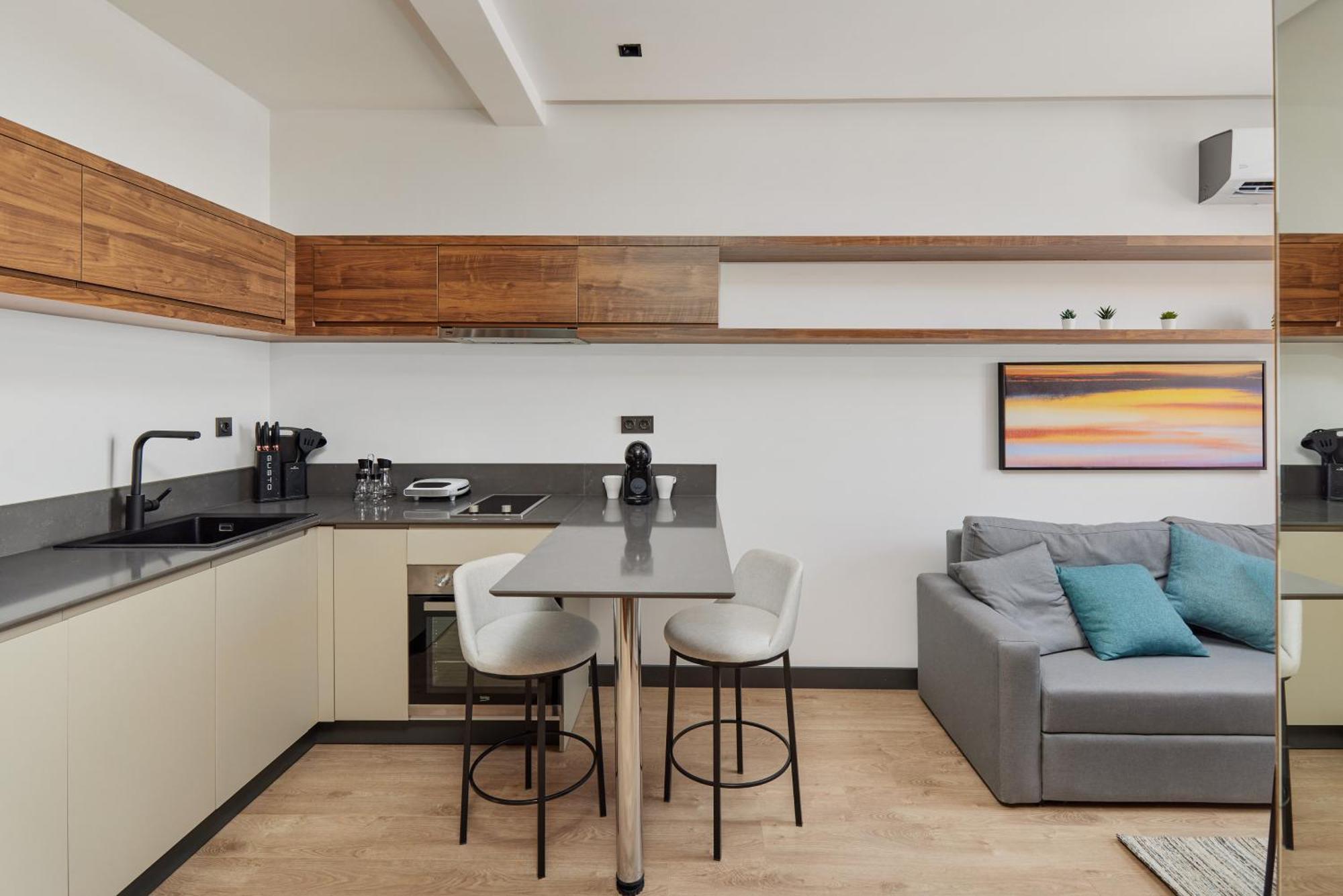 Bayview Hills Luxury Residences Тиват Екстер'єр фото