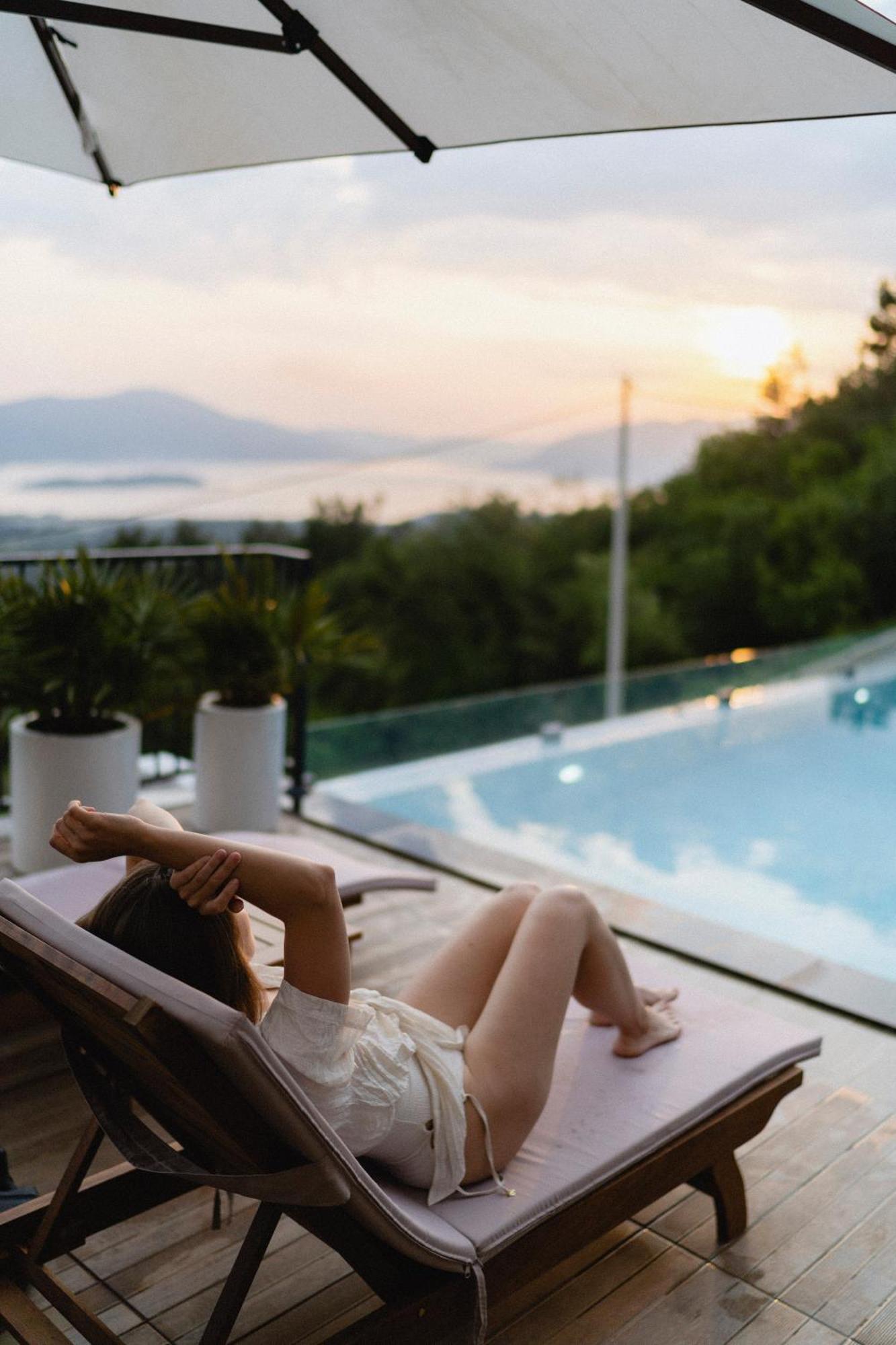 Bayview Hills Luxury Residences Тиват Екстер'єр фото